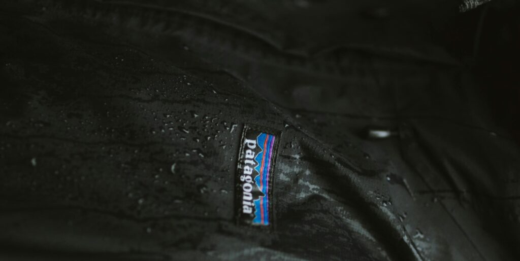 Can you wash a leather jacket in the washing machine

