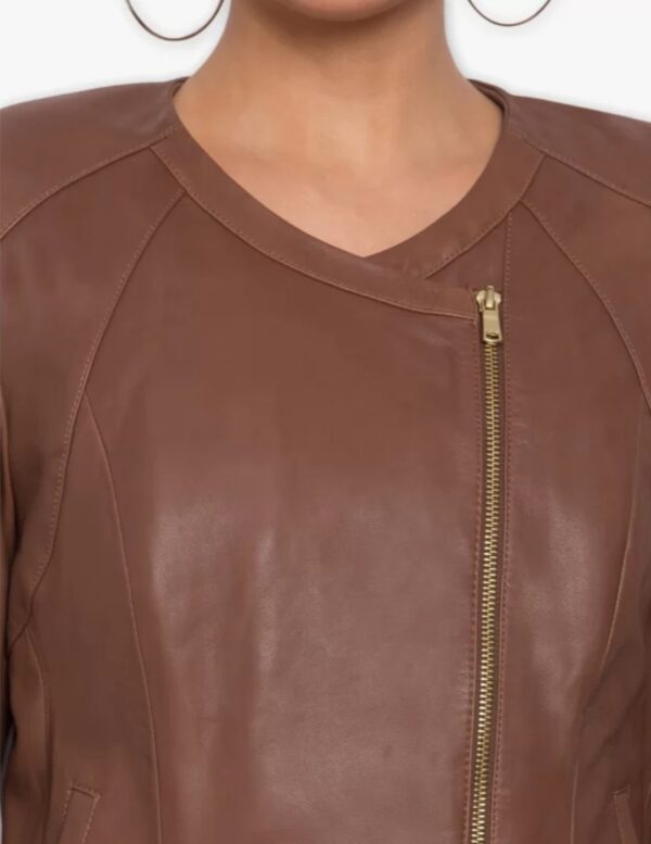 Women’s Cropped Leather Jacket – Stylish, Soft & Sophisticated with Zipper Closure - Image 4