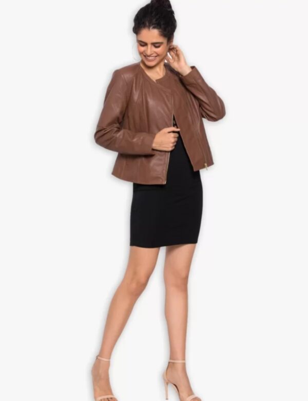 Women’s Cropped Leather Jacket – Stylish, Soft & Sophisticated with Zipper Closure - Image 6